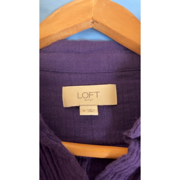 Loft Muslin button down size m - Picture 5 of 6